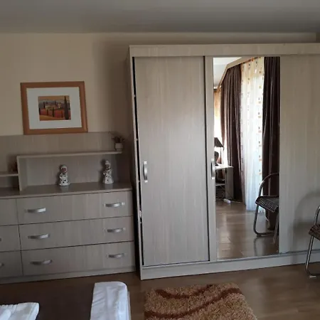 Vila Hubertus * Curtea de Argeş
